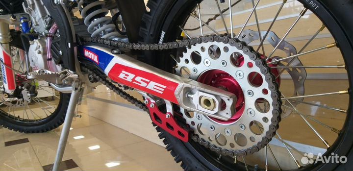 Мотоцикл кроссовый BSE M2 250e 21/18