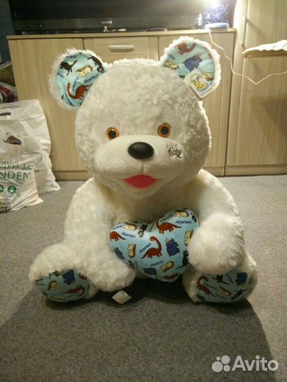 Плюшевый медведь новый белый высотой 70 см