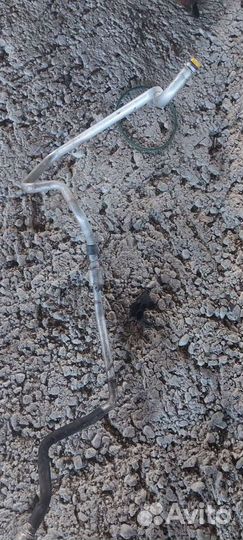 Трубка кондиционера на Volkswagen Phaeton