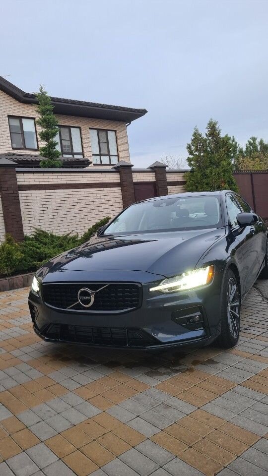 Volvo S60: фото владельца