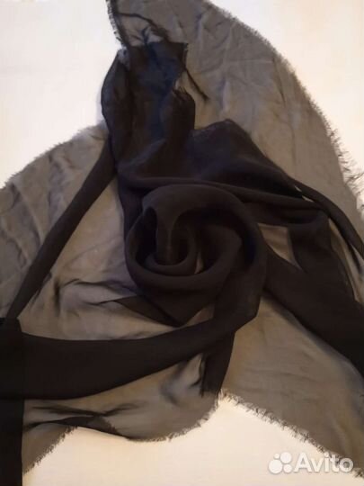 Кусочки ткани для рукоделия