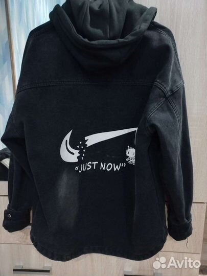 Джинсовая куртка