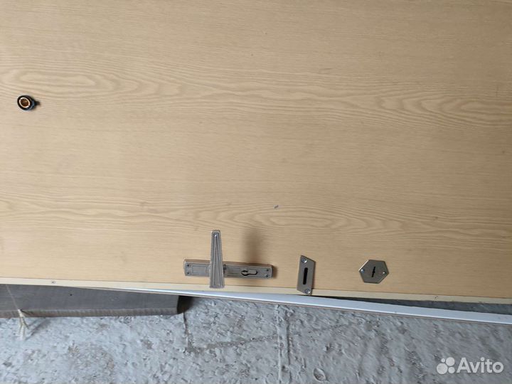 Металлическая дверь бу