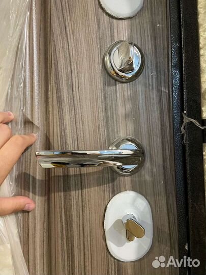 Дверь входная