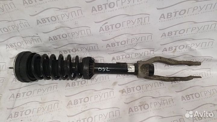 Амортизатор передний правый Lr Rr Velar 1 L560