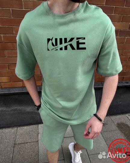 Спортивный костюм nike (футболка+шорты)