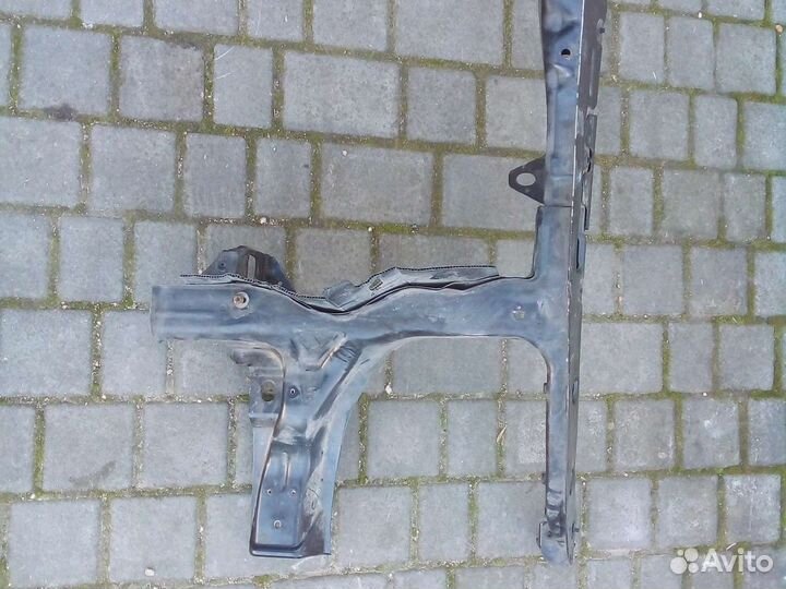 Продам передний телевизор на t5