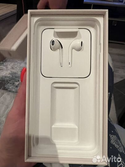 iPhone 8 Plus, 64 ГБ