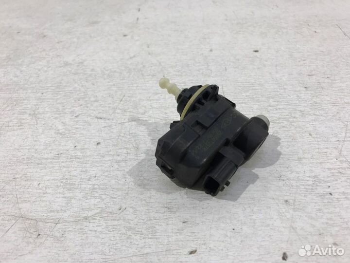 Корректор фары LADA Vesta 1 2015