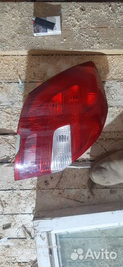 Фонарь левый Skoda Fabia 2