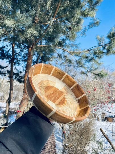 Деревянная тарелка