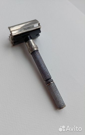 Винтажный бритвенный станок