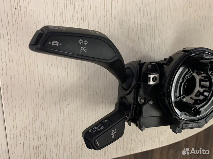 Блок переключателя (стрекоза) для Audi Q8