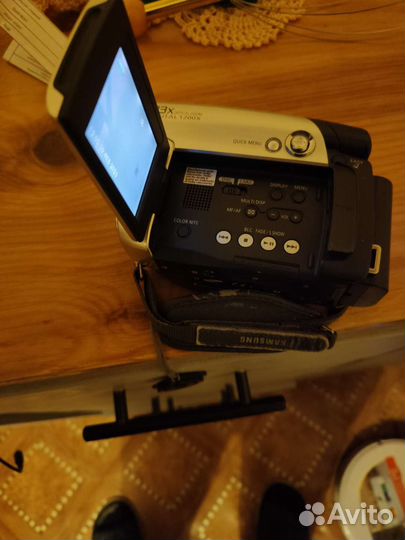 Видеокамера samsung 33x
