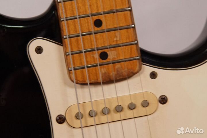 Fender Stratocaster Japan 1987 Электрогитара