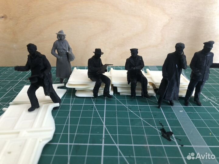Фигурки людей для макетов и диорам