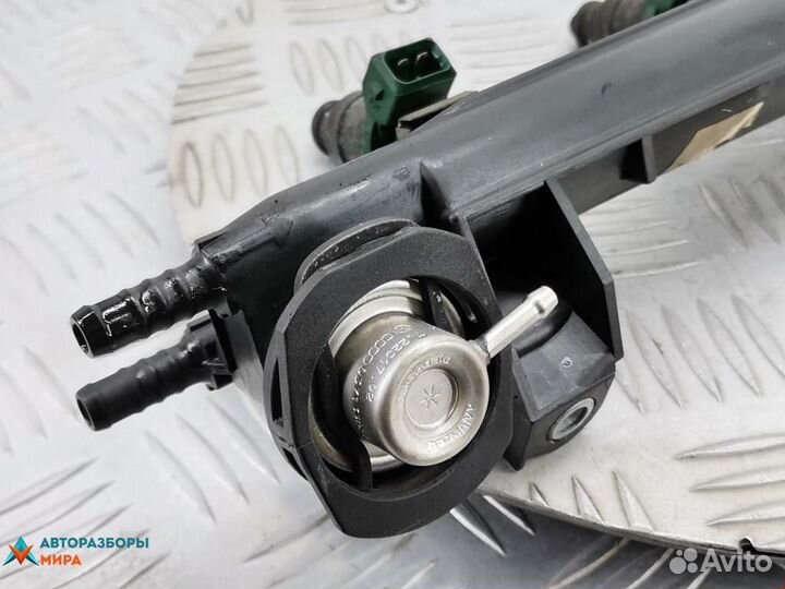 Форсунка Audi A3 8L 1998 037906031AA