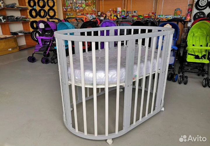 Детская кроватка