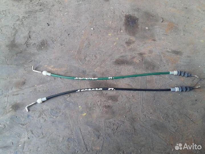 Трос открывания передней двери Kia Sorento 2002-2