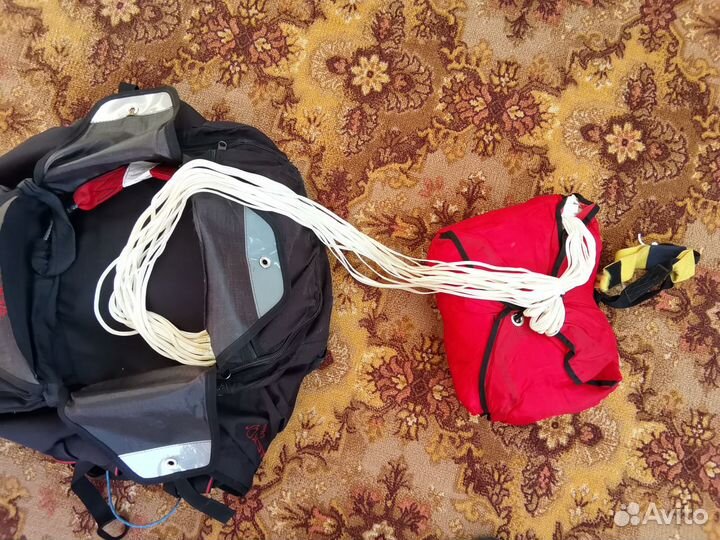 Запасной парашют