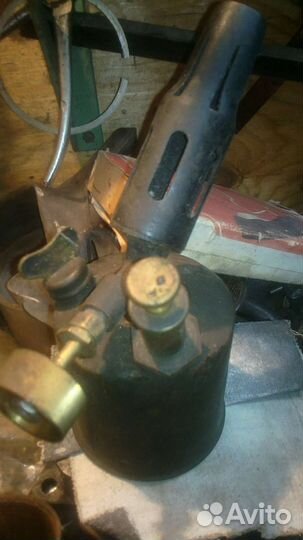 Старинная паяльная лампа, рабочая