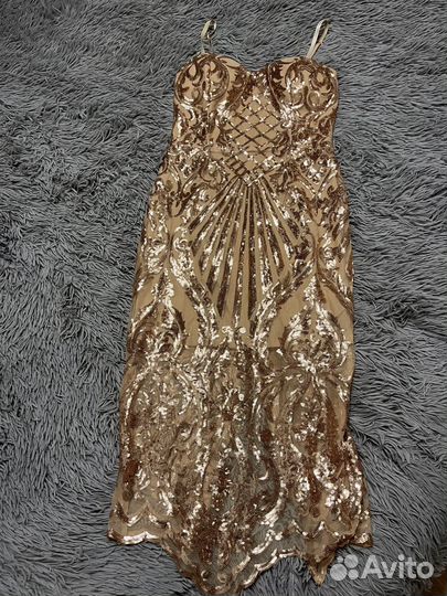 Платье с пайетками