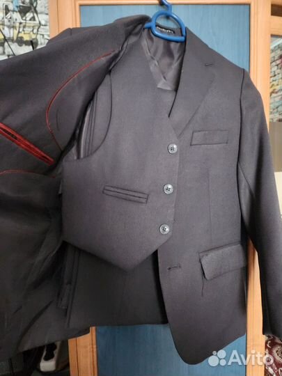 Костюм детский тройка