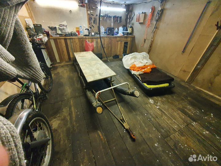 Сани (для снегохода)