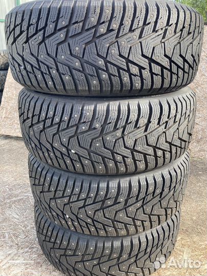 Hankook Winter I'Pike RS2 W429 215/50 R17 95T