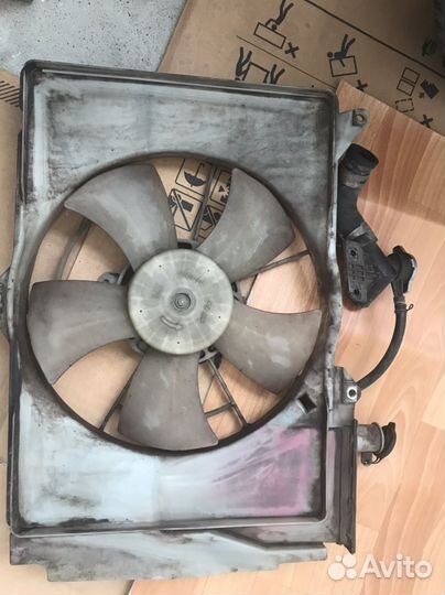 Вентилятор охлаждения радиатора toyota funcargo