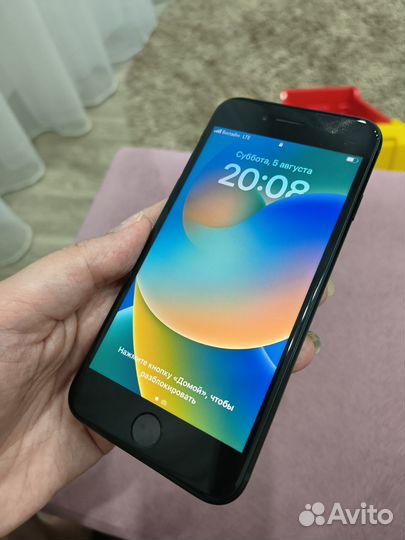 iPhone se 2022 64gb