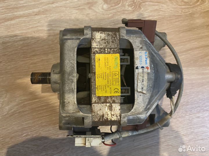 Двигататель стиральной машины(мотор) Indesit