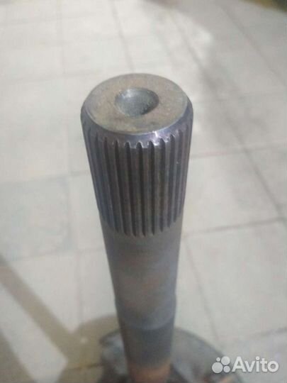 Полуось правая Lexus lx470