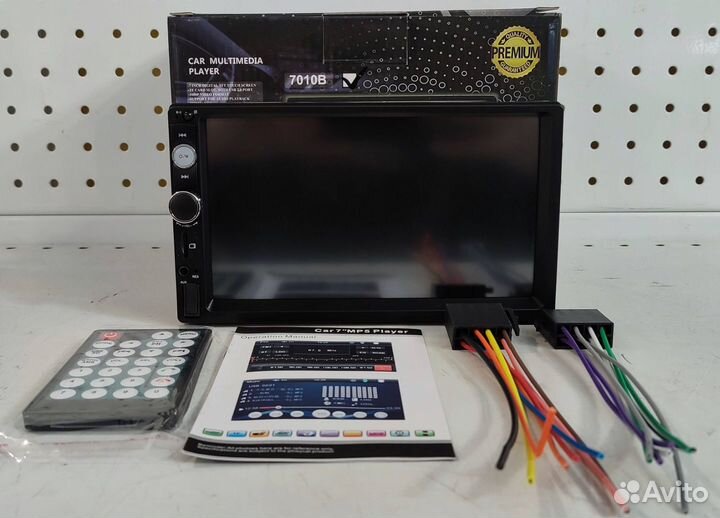 Магнитола 2 DIN 7010B с 