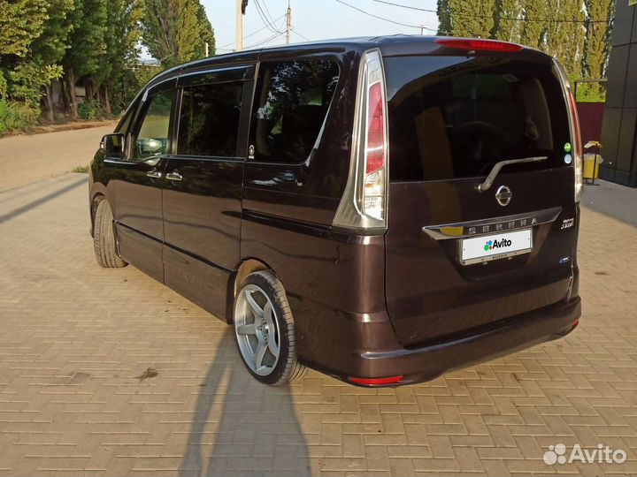 Nissan Serena 2.0 CVT, 2013, 60 000 км