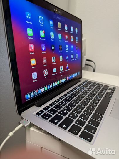 Apple macbook pro 15 retina i5, 8gb, 512 ssd