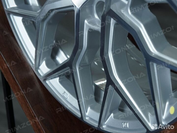 Литые диски R19 на Volkswagen. Арт2571