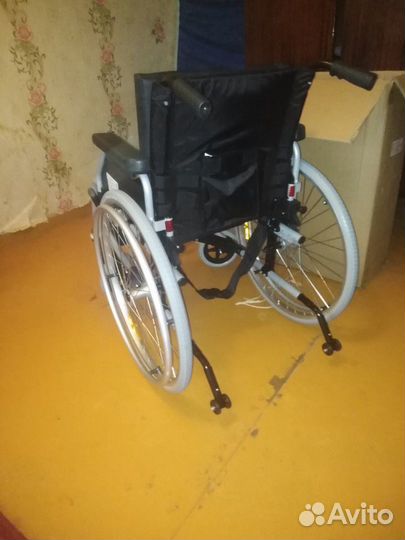 Коляска инвалидная