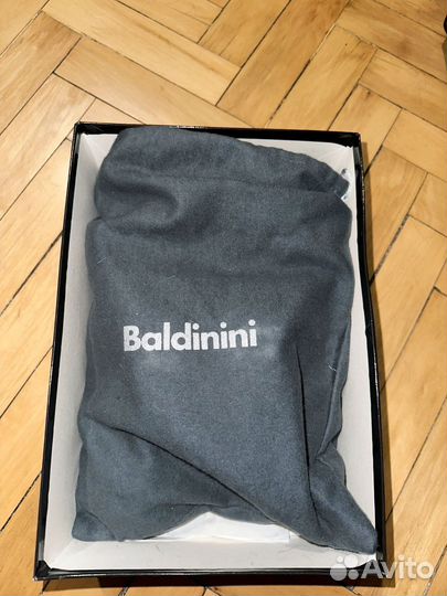 Винтажные босоножки на платформе baldinini