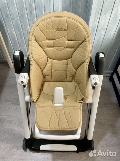 Стульчик для кормления Peg Perego Siesta Follow Me