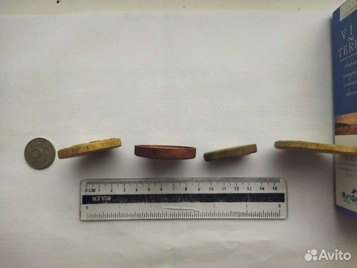 Медальоны из дерева