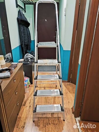 Стремянка 4 ступени