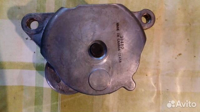 Форд 1.8 бензин натяжитель ролика ремня генератора