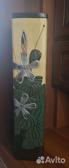 Ваза для цветов (2 штуки - Гжель и без названия)