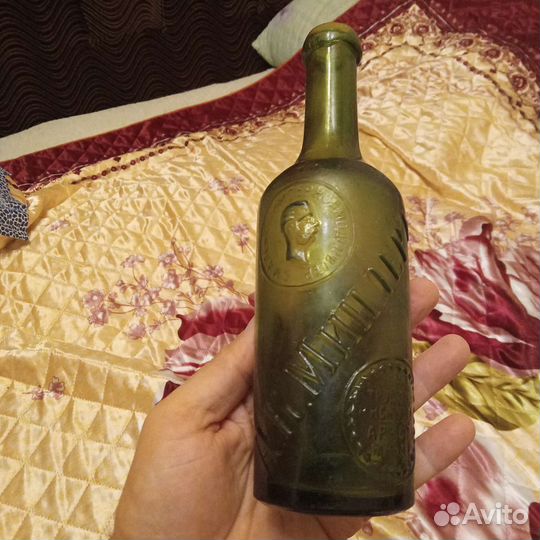 Бутылка а.к. миндаръ