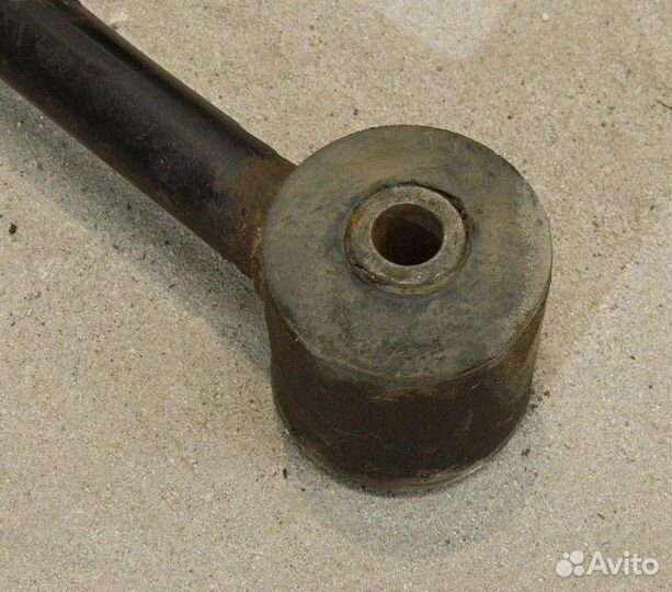 Тяга задняя левая продольная Maxima J30