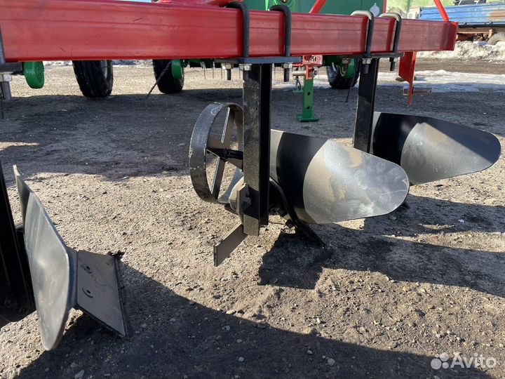 Плуг Кормилец 3-х корпусной, 2023