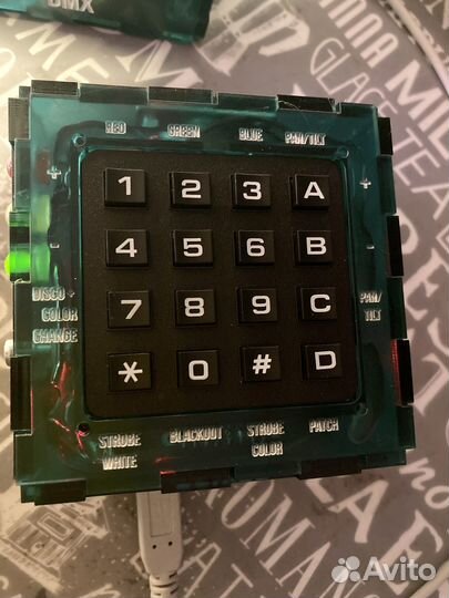 Световой пульт управления световыми приборами DMX