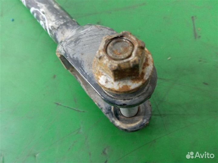 Рычаг подвески задний правый Nissan Fuga GY50