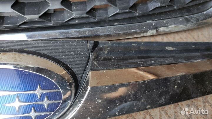 Решетка радиатора субару форестер SJ